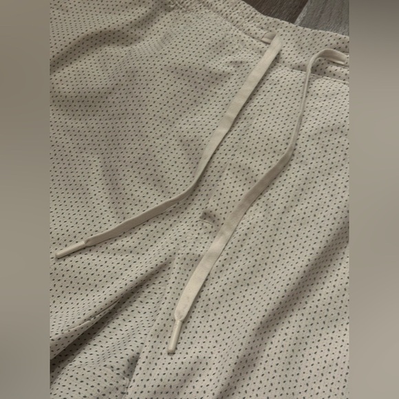 Lululemon Shorts - Picture 2 of 6